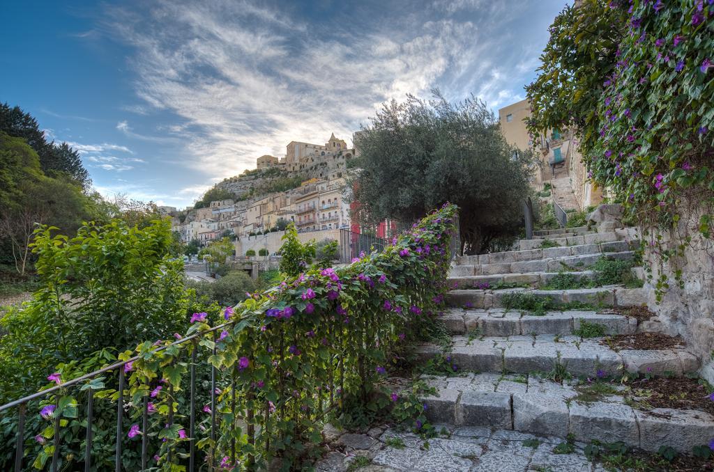 Appartement Ibla Rosso Lacca à Raguse Extérieur photo